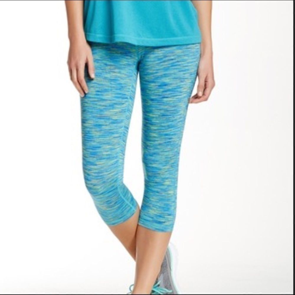 Z by Zella Space Dye Capri leggings